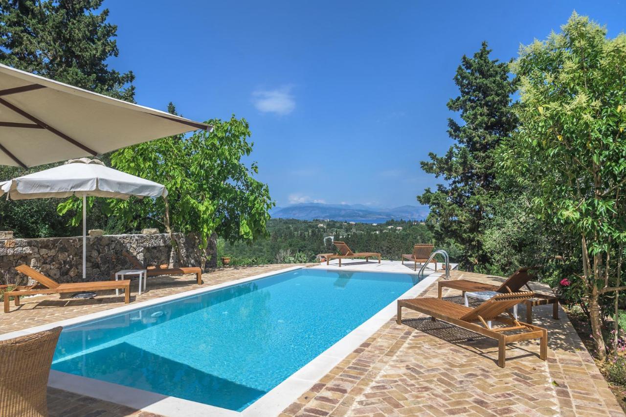 Villa Fioraki Pouládes 外观 照片