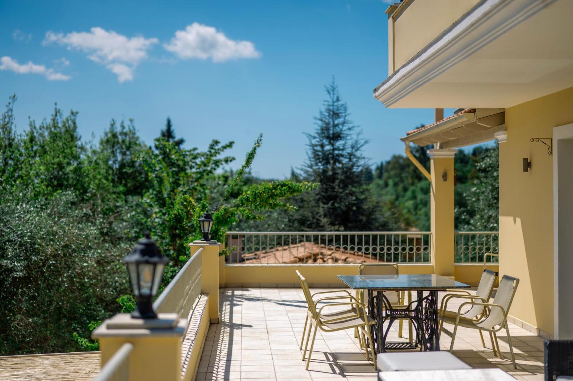 Villa Fioraki Pouládes 外观 照片